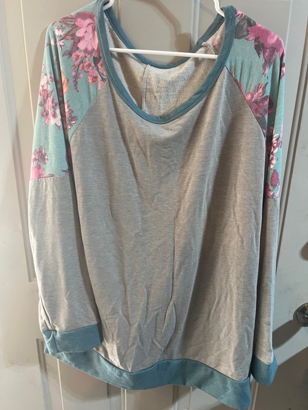 Women's Grey Pullover Top with Teal Floral Shoulders